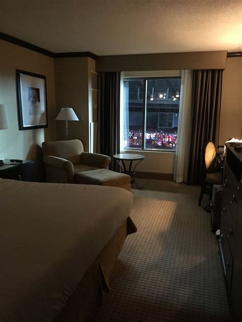 hollywood casino tunica rooms